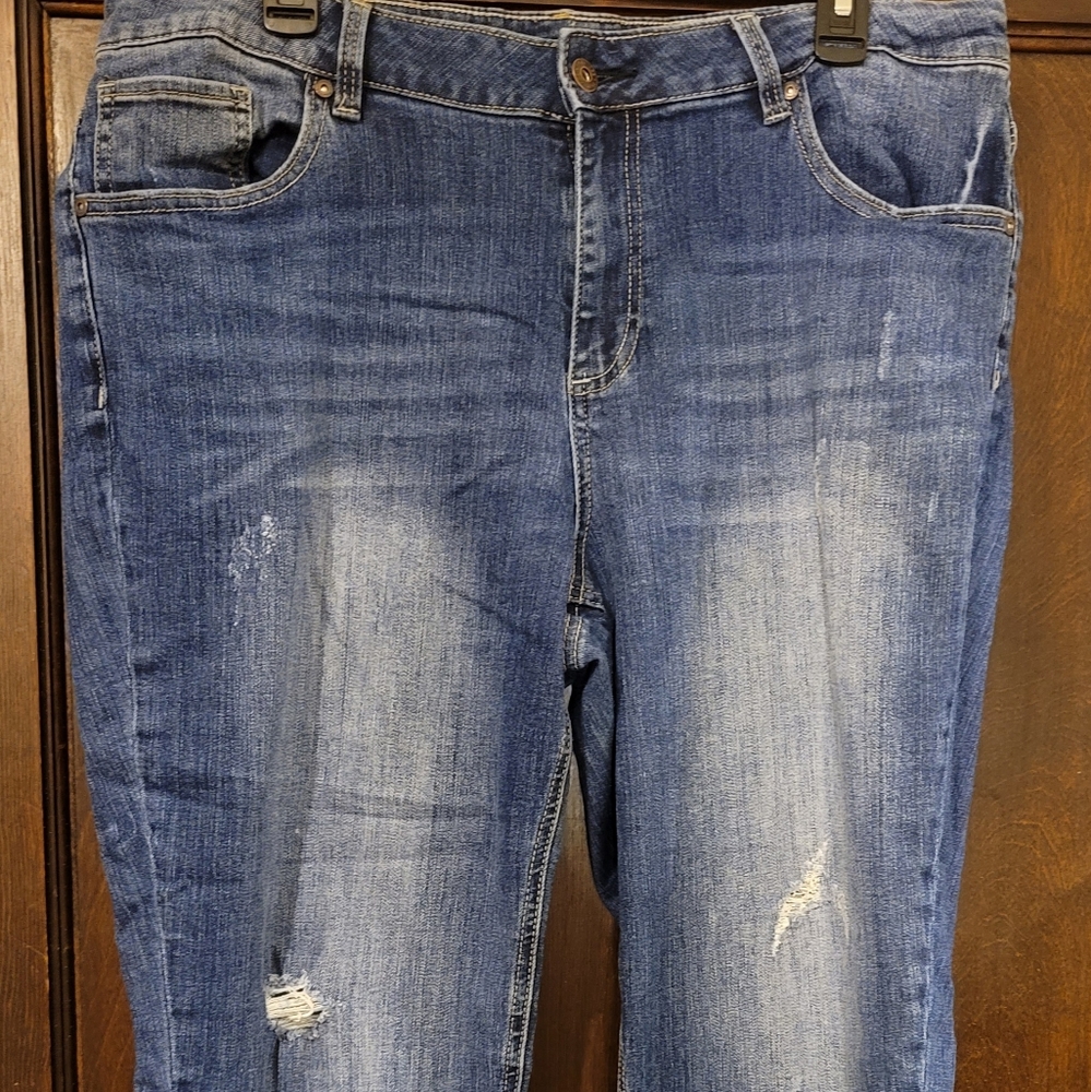 Maurices Capris
